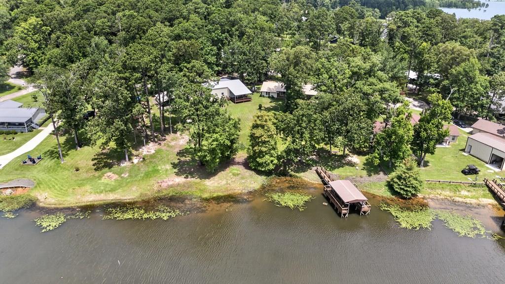 1818 Lakeshore Drive Property Photo 1