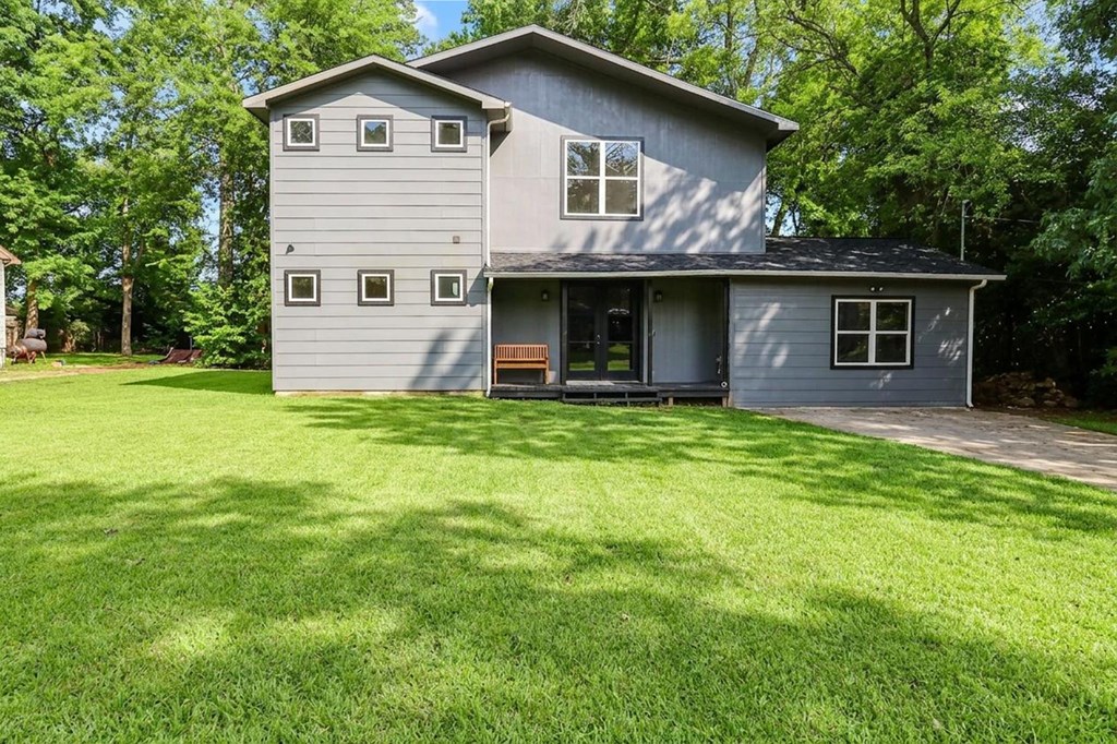 1127 Mantooth Avenue Property Photo 2