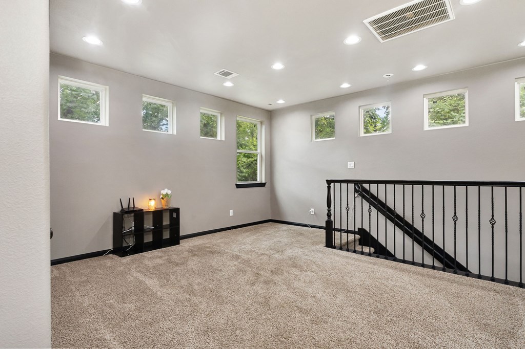 1127 Mantooth Avenue Property Photo 30