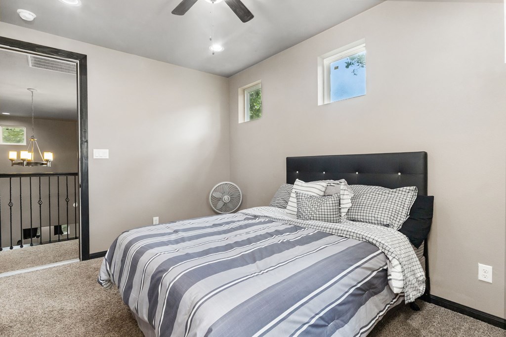 1127 Mantooth Avenue Property Photo 32