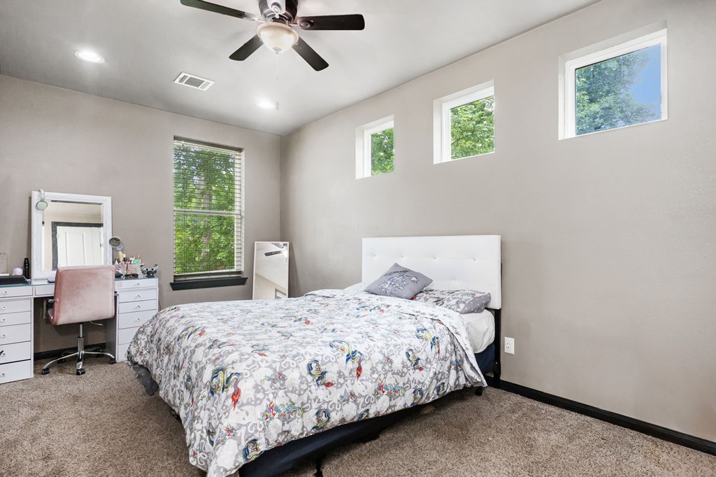 1127 Mantooth Avenue Property Photo 35