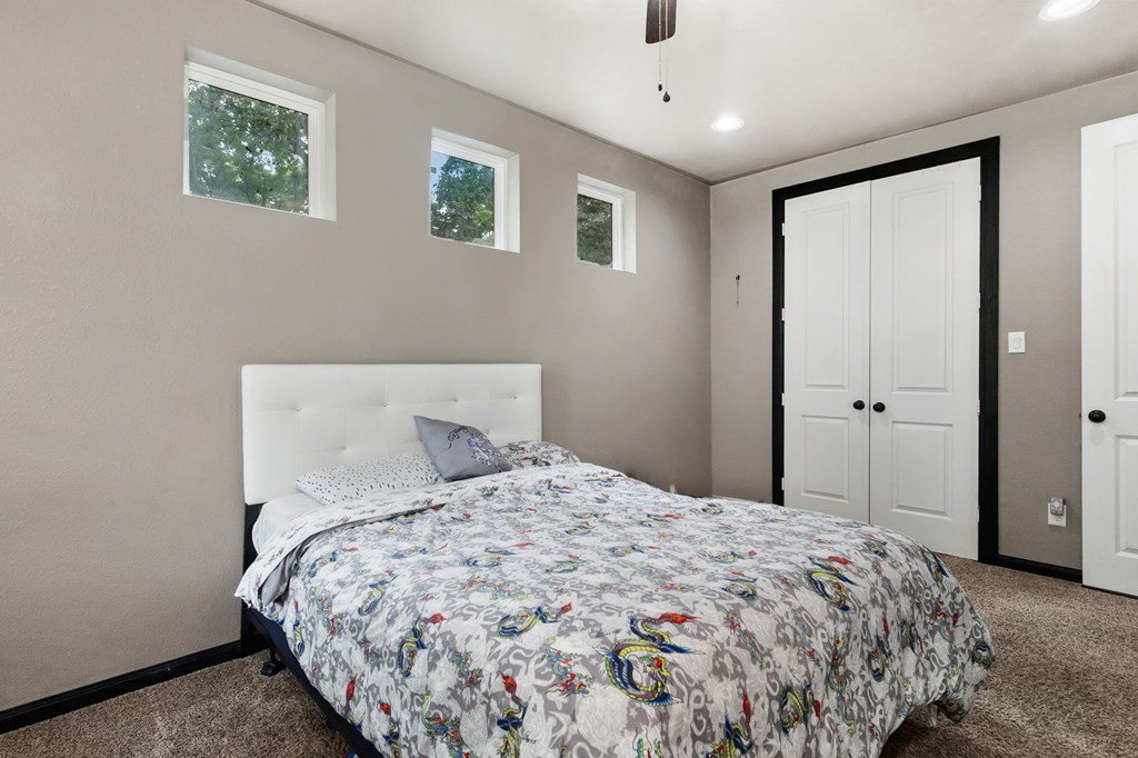1127 Mantooth Avenue Property Photo 36