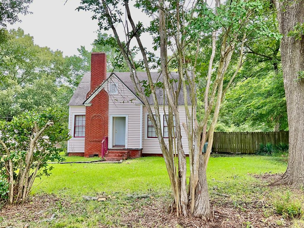 2214 North Raguet Street Property Photo 1