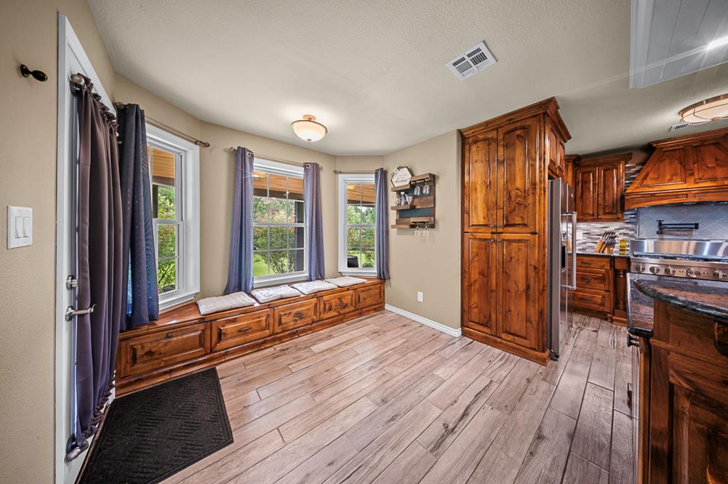 2805 Fm 1005 Property Photo 12