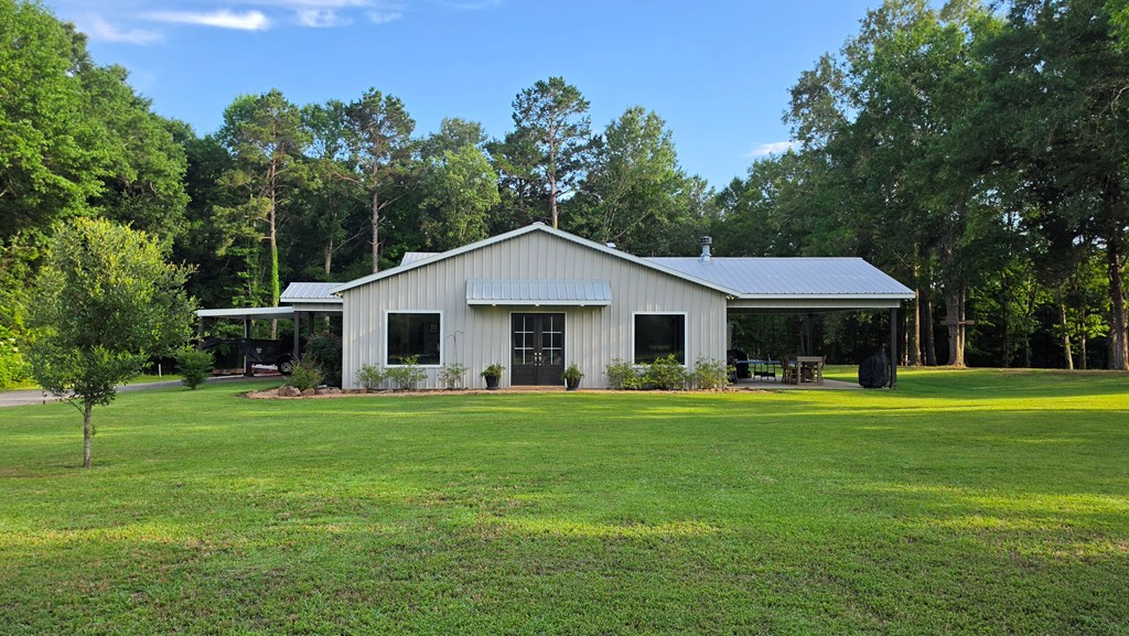 740 Cr 202 Property Photo 2