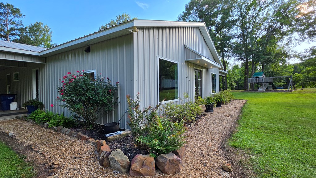 740 Cr 202 Property Photo 4