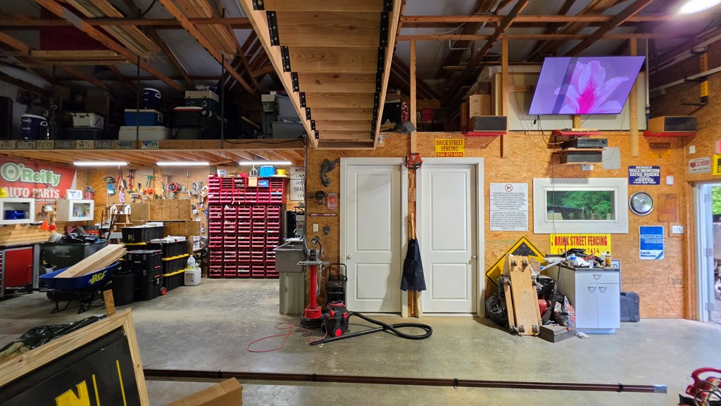 740 Cr 202 Property Photo 38
