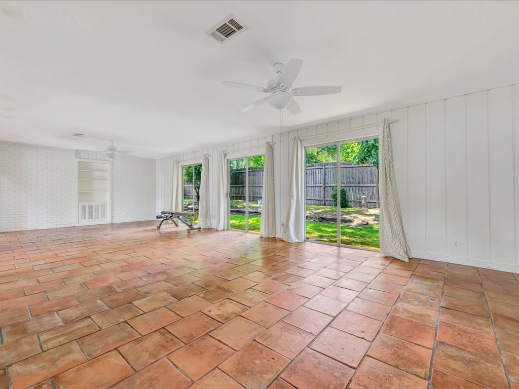 620 Jefferson Avenue Property Photo 17