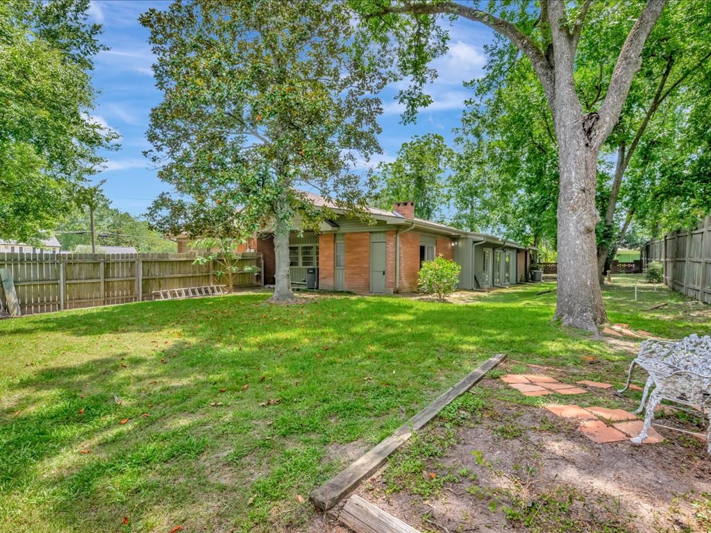 620 Jefferson Avenue Property Photo 31