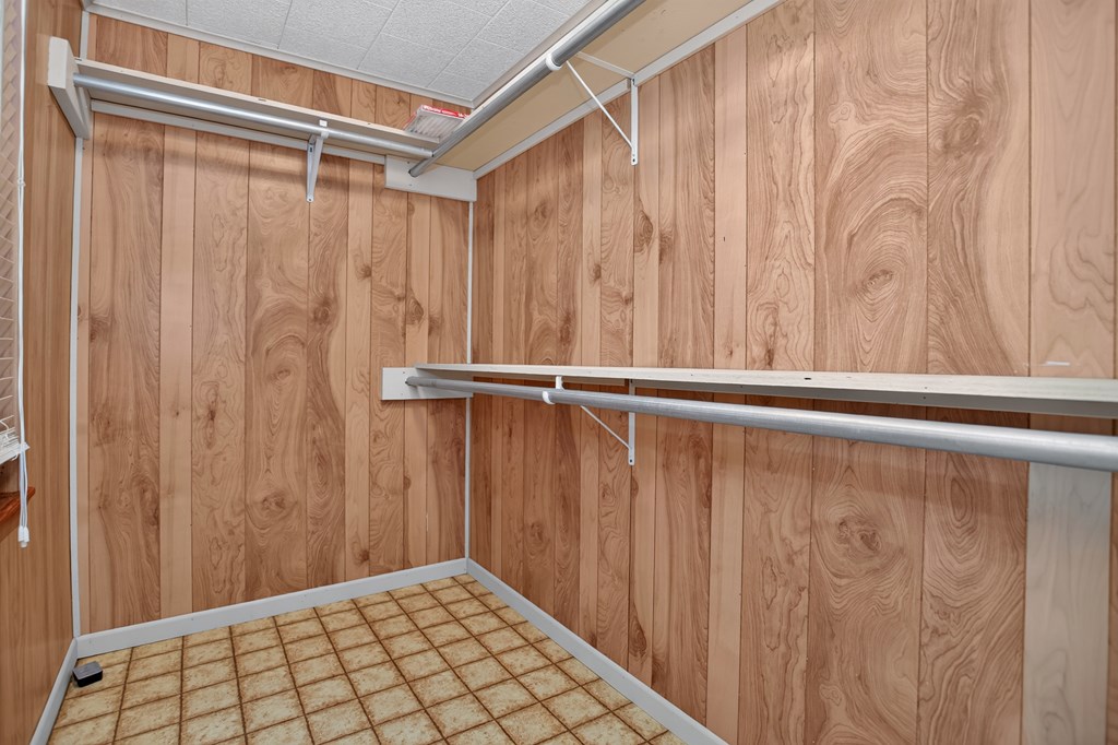 1404 Rice Street Property Photo 16