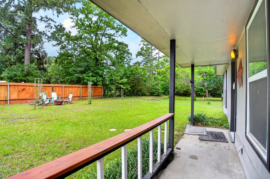372 Miles Road Property Photo 2