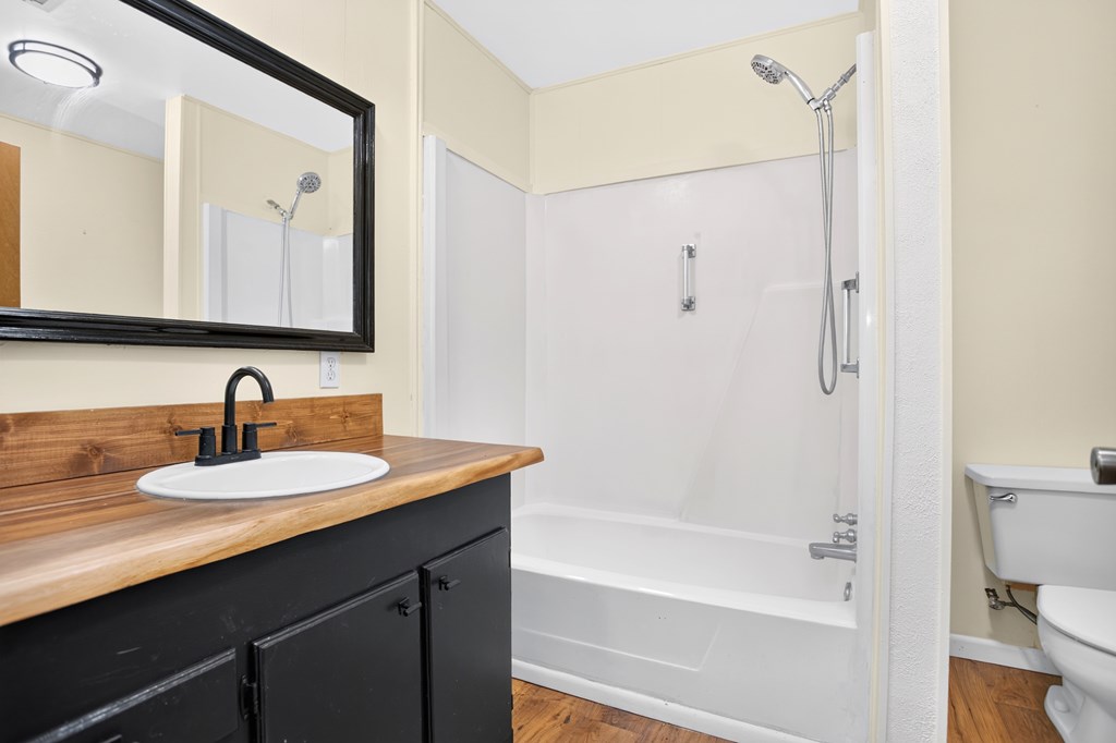 372 Miles Road Property Photo 11