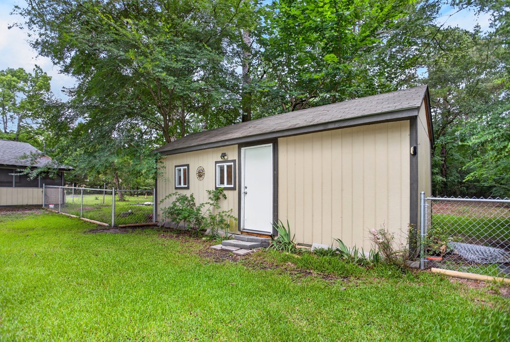 372 Miles Road Property Photo 17