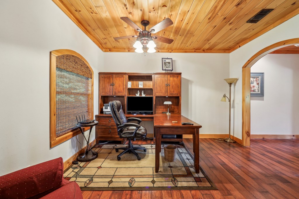 225 Mcgregor Drive Property Photo 34
