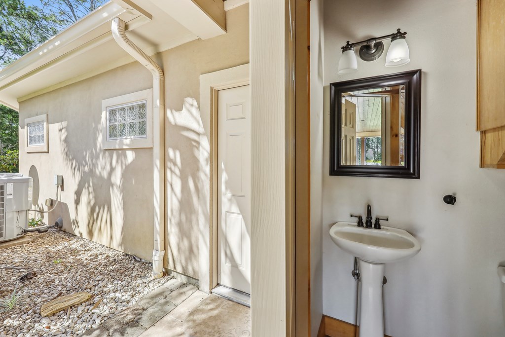 225 Mcgregor Drive Property Photo 54