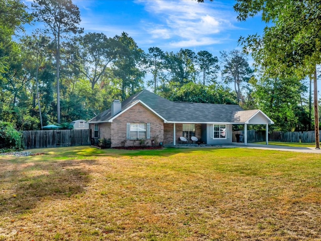 343 Cedaridge Property Photo 3