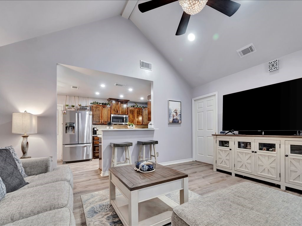 343 Cedaridge Property Photo 8