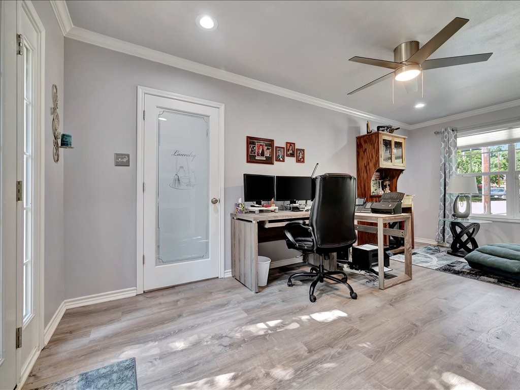 343 Cedaridge Property Photo 24