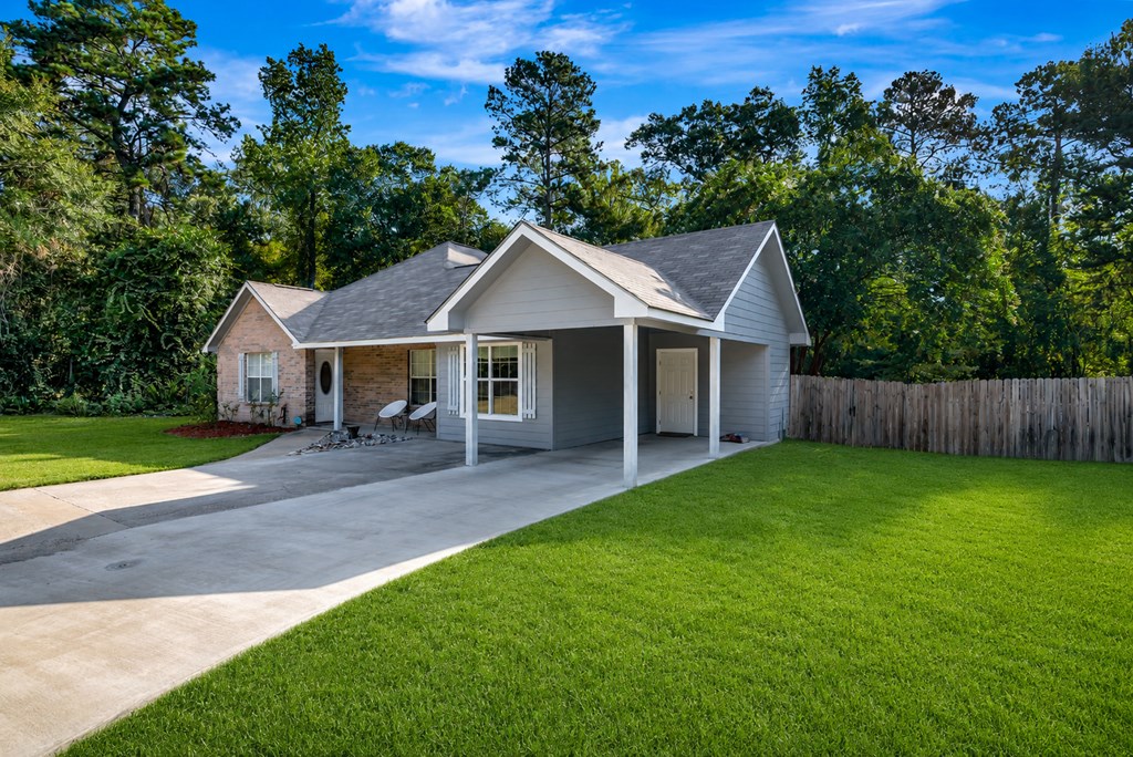 343 Cedaridge Property Photo 37