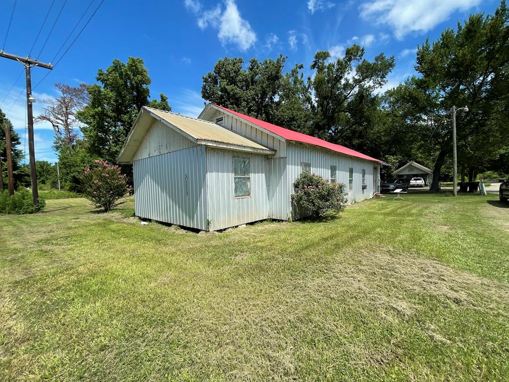 125 Highway 7 E