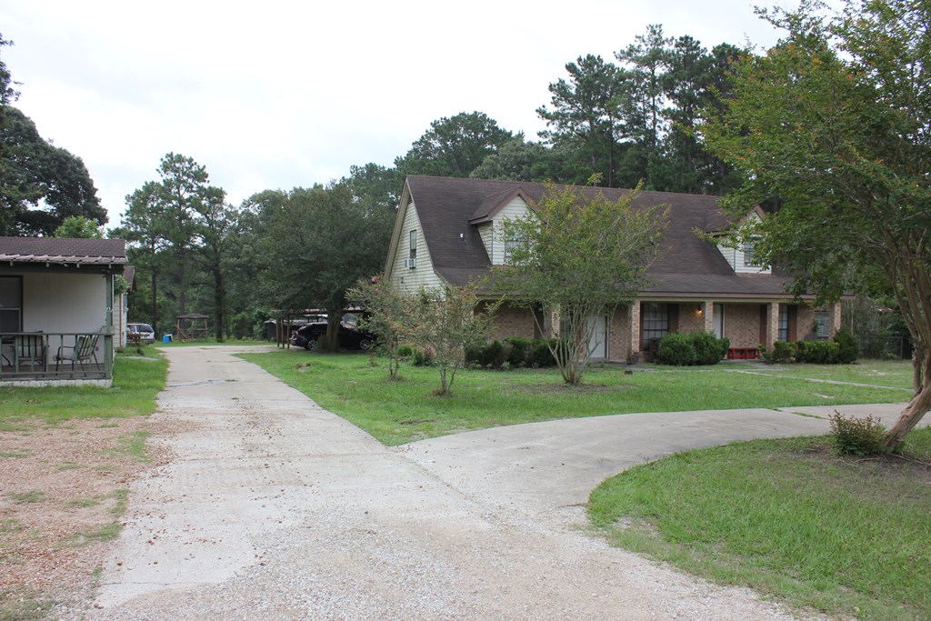 1208 North Wheeler Property Photo 2