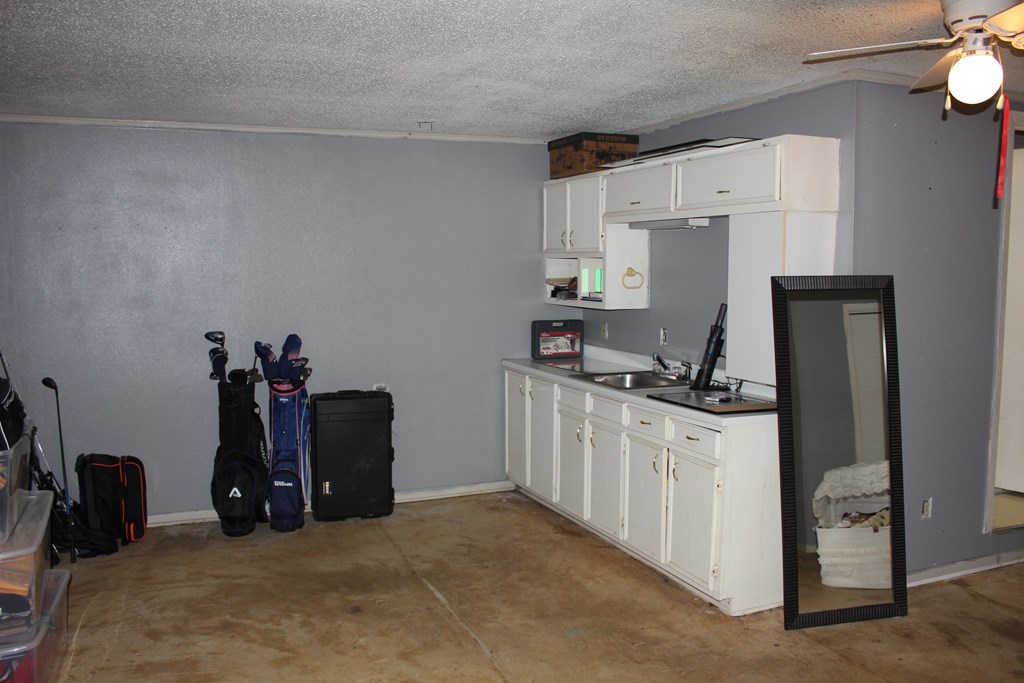 1208 North Wheeler Property Photo 24