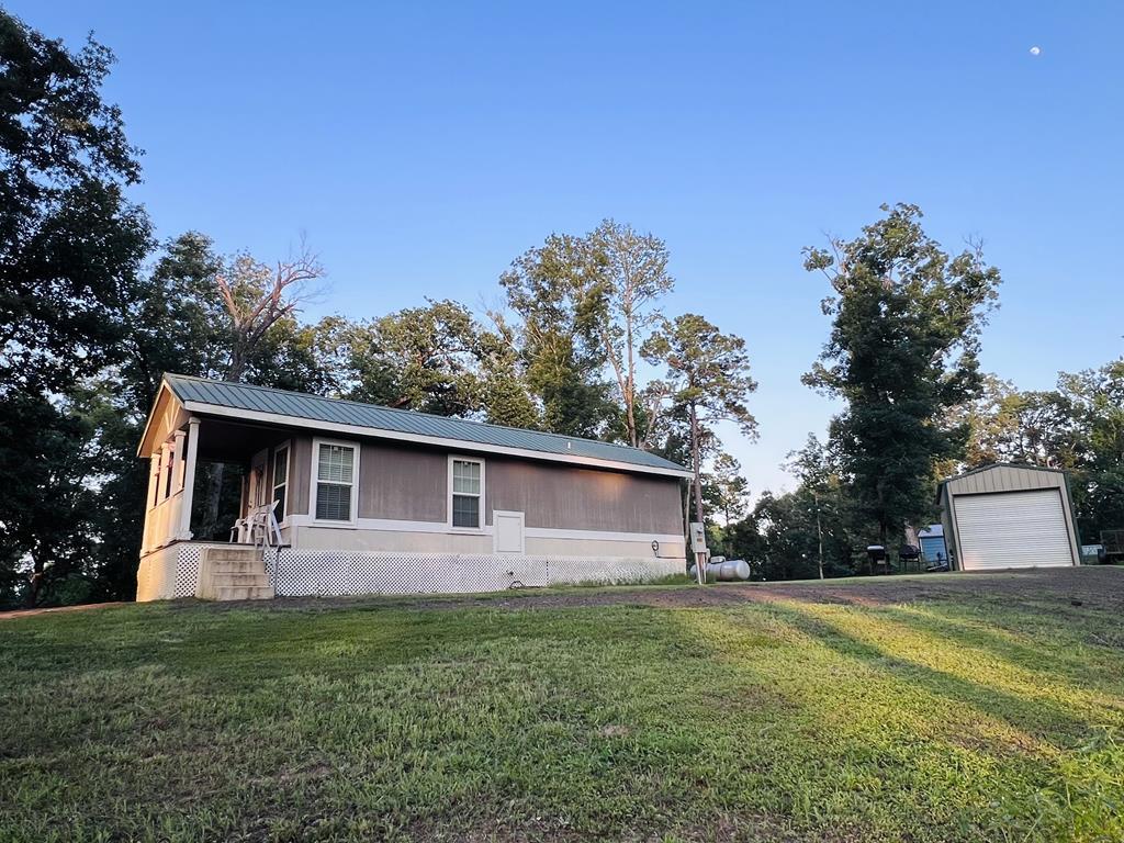 430 Pine Cone Lane Property Photo 18