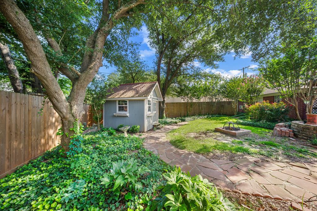 624 Oakview Drive Property Photo 35