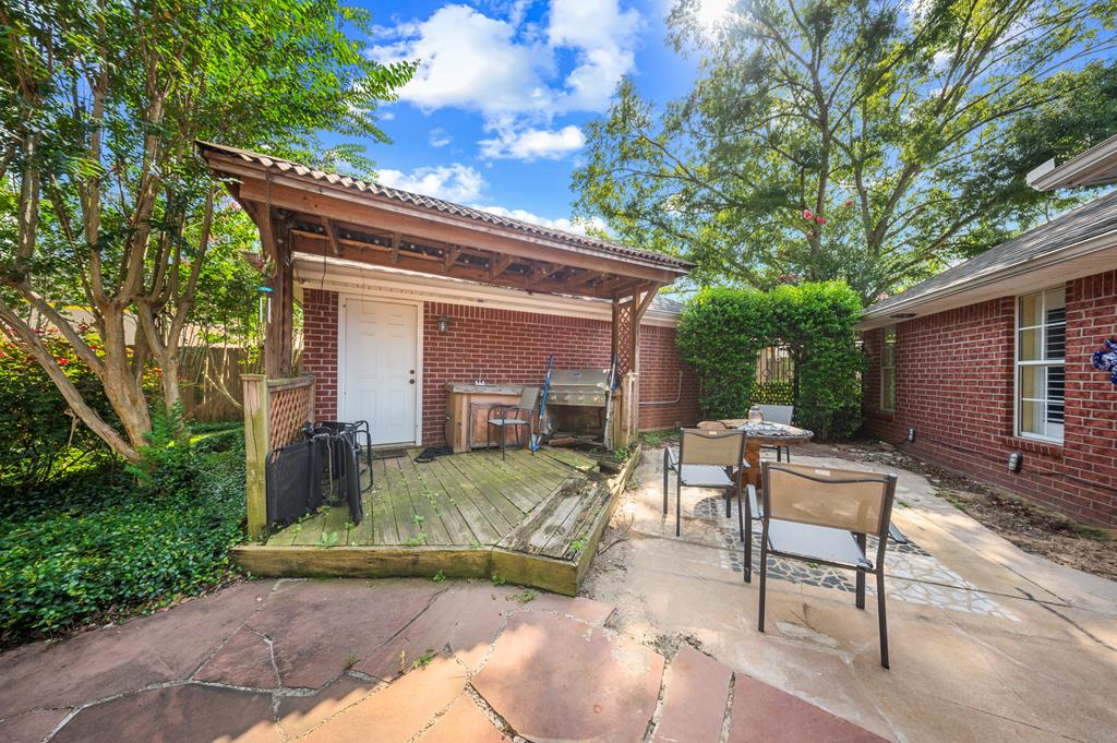 624 Oakview Drive Property Photo 37