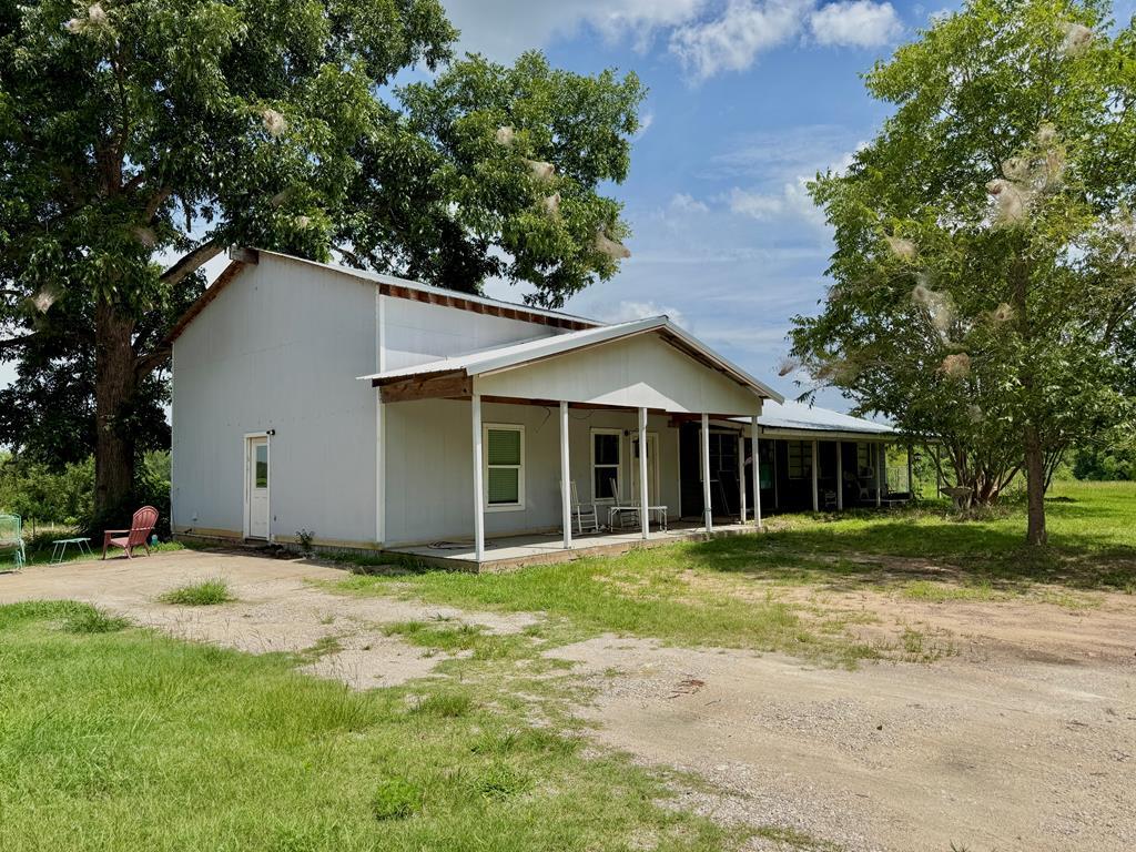 1796 Fm 95n Property Photo 1