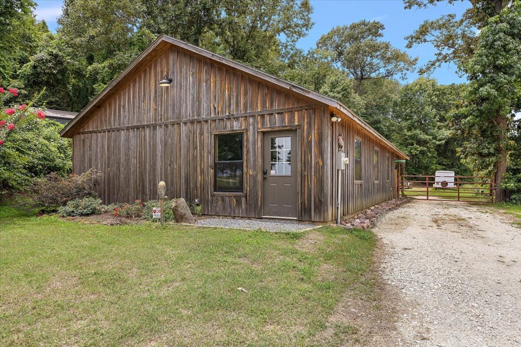 1055 Cr 1361 Property Photo 44