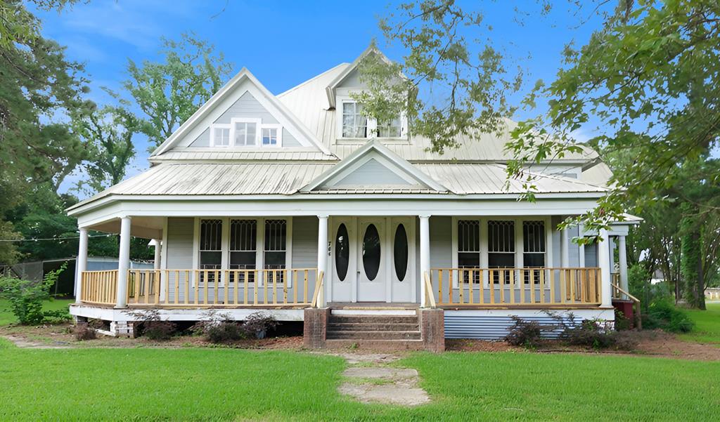 744 Bear Drive Property Photo 1