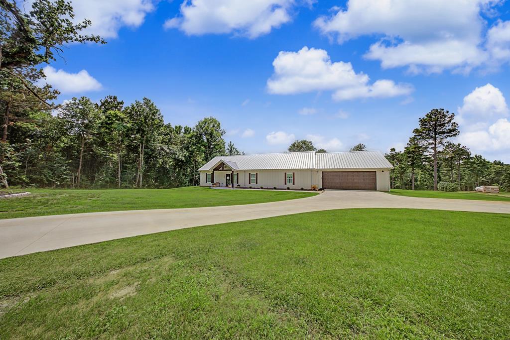 2831 Cr 751 Property Photo 1