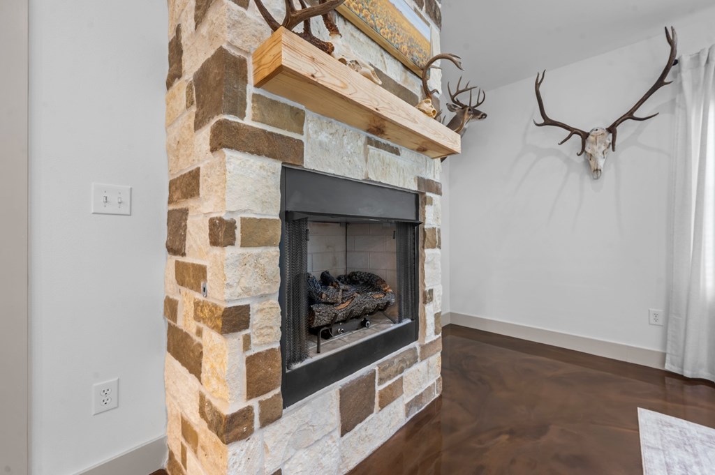 2831 Cr 751 Property Photo 6
