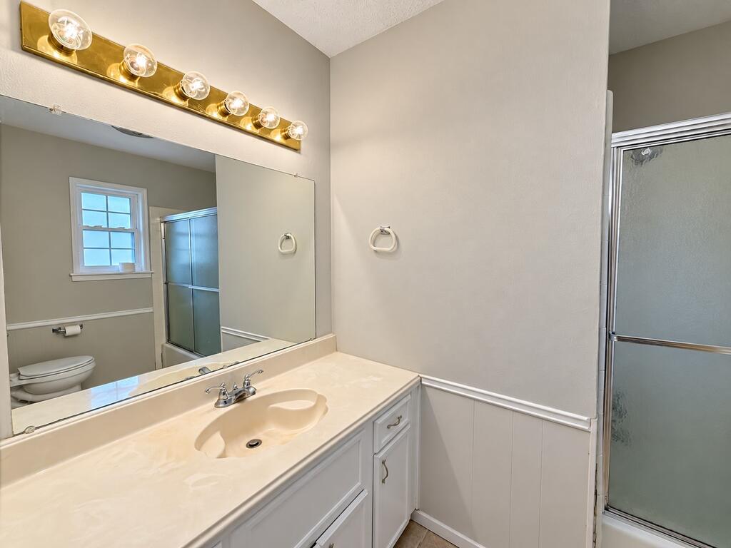 1307 Edgewood Circle Property Photo 14