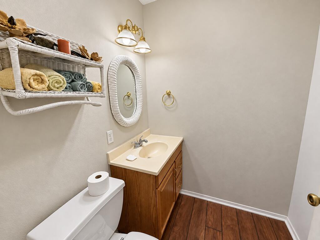 1307 Edgewood Circle Property Photo 17