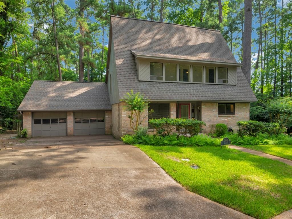 1100 Chestnut Property Photo 3