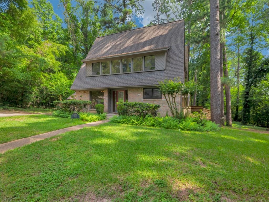 1100 Chestnut Property Photo 4
