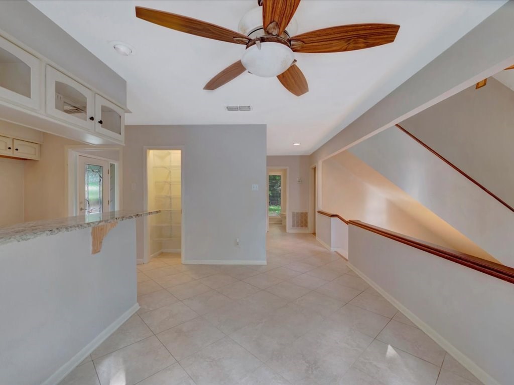 1100 Chestnut Property Photo 11