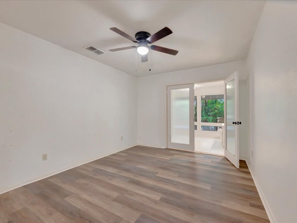 1100 Chestnut Property Photo 18