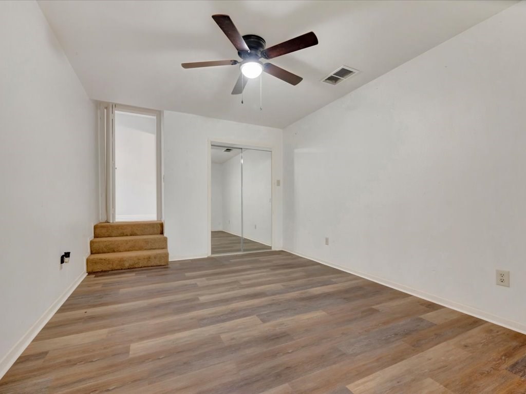 1100 Chestnut Property Photo 19