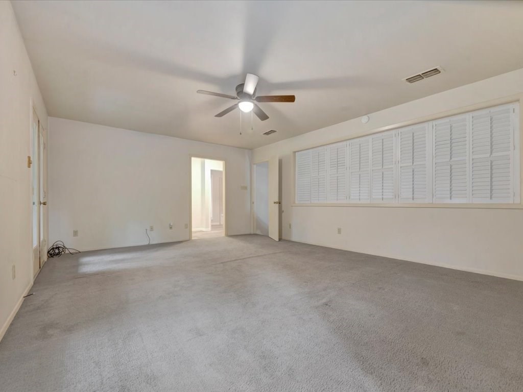 1100 Chestnut Property Photo 24