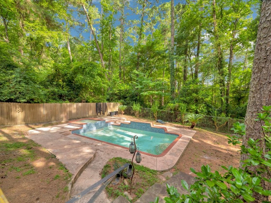 1100 Chestnut Property Photo 32