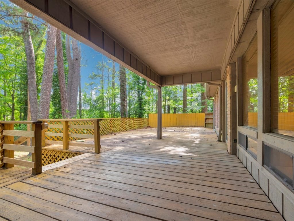 1100 Chestnut Property Photo 34