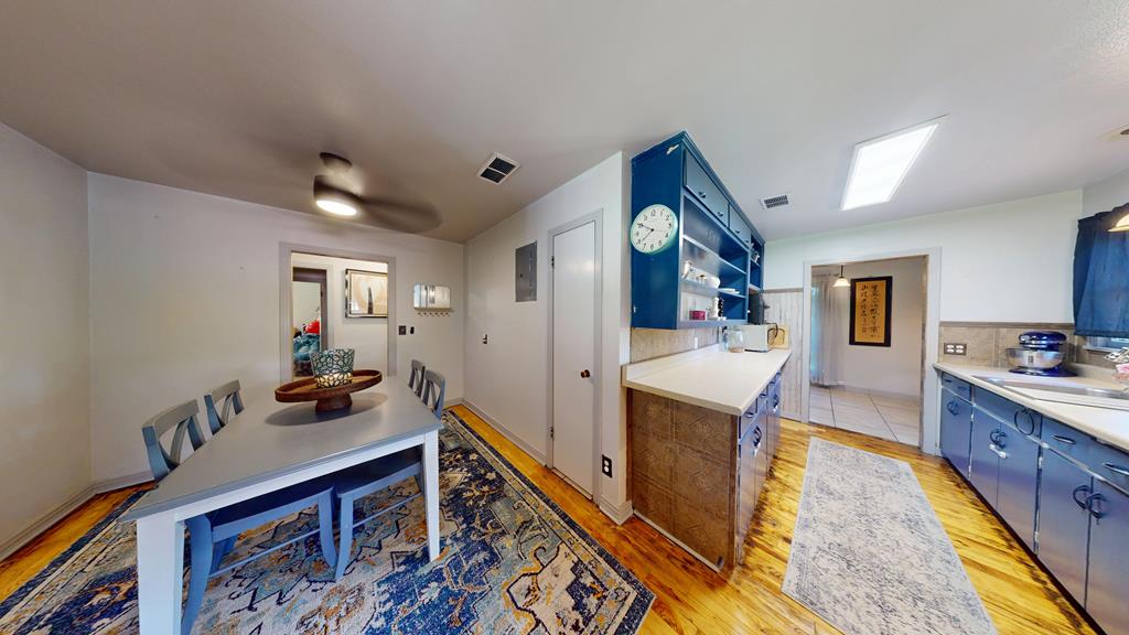 605 Pine Street Property Photo 10