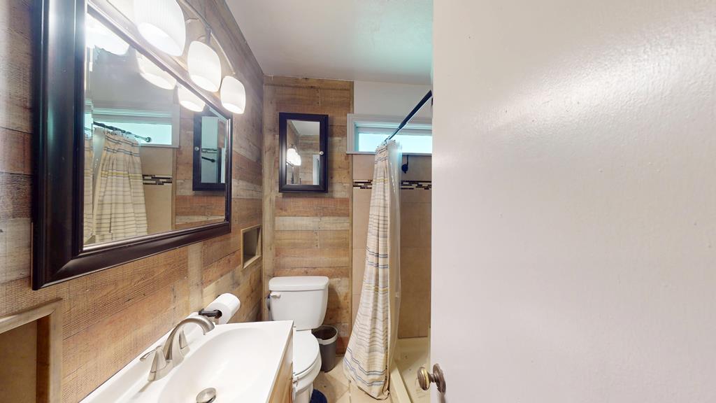 605 Pine Street Property Photo 14
