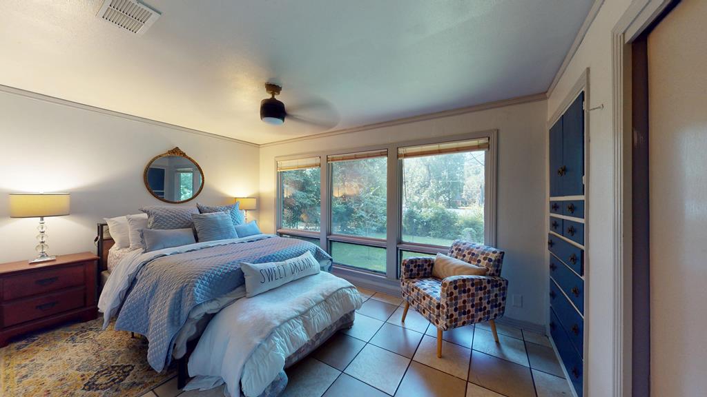 605 Pine Street Property Photo 16