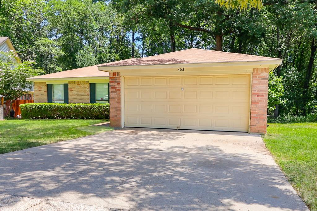 402 Forest Creek Drive Property Photo 30
