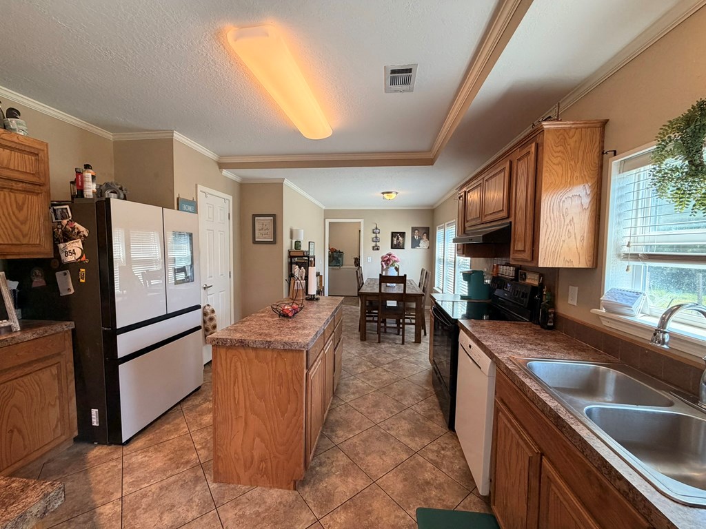 1086 Fm 2680 Property Photo 7
