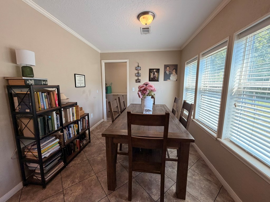 1086 Fm 2680 Property Photo 9